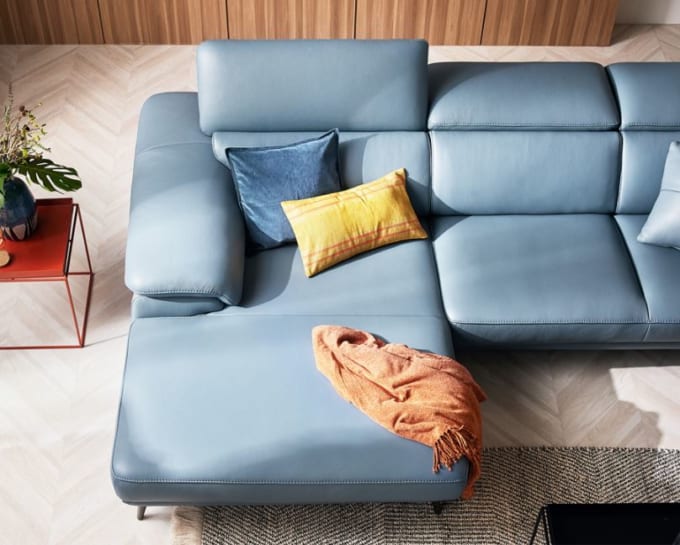 Sản phẩm sofa góc hiện đại mầu xanh dương được đặt đóng tại HNsofa