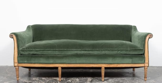Mẫu sofa sử dụng vỏ bọc nhung vừa cổ điển nhưng vẫn có nét hiện đại